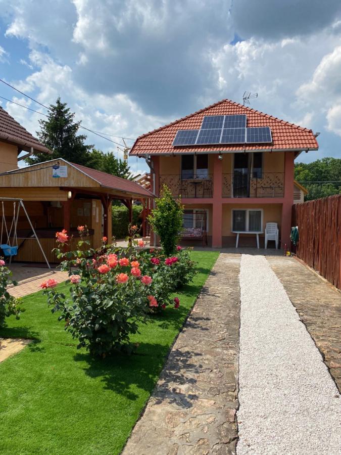 Sweet Home Apartman Hajdúszoboszló Exterior foto
